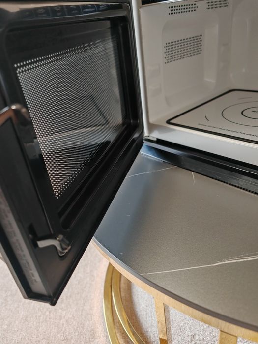 vand cuptor microunde Sharp,negru