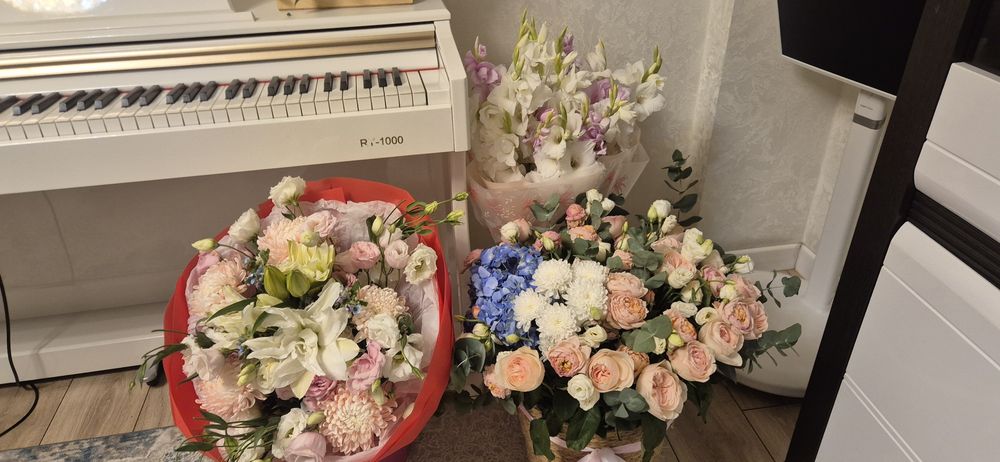 Цветы каждые по 5к срочно