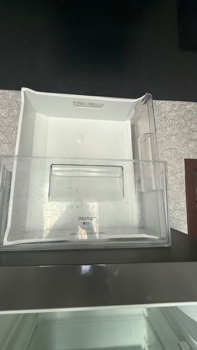 Продам холодильник Electrolux