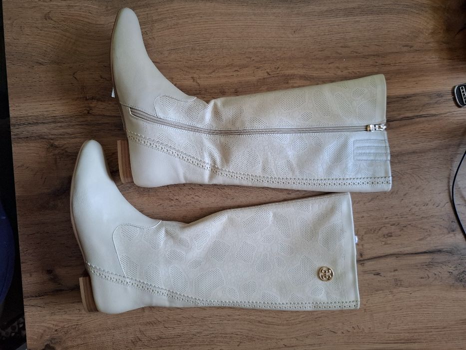 Аяқкиім/обувь жаңа/новые