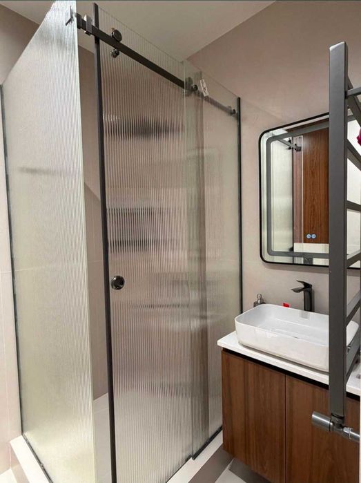 Imperial Club City, dizaynerlik ta’miri bilan 3 xonali 80 m2`