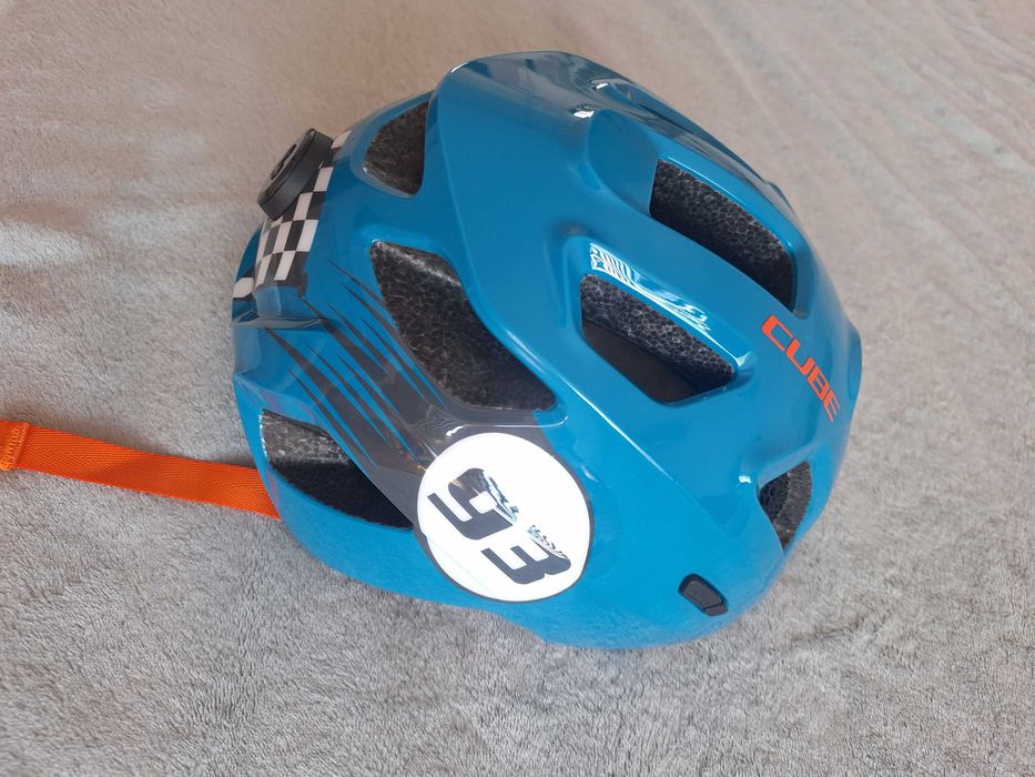 Детска каска Cube, размер S (49-55cm)