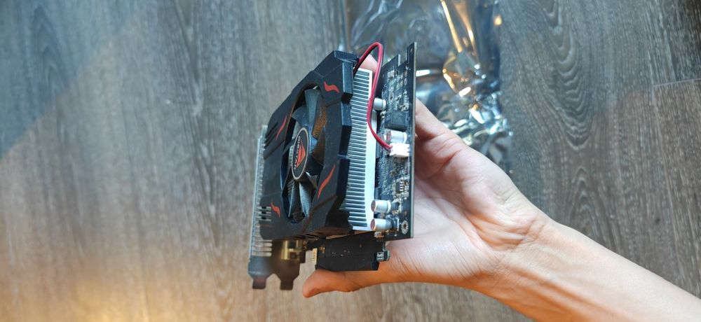 Placă video BIOSTAR Radeon RX 550 4GB GDDR5