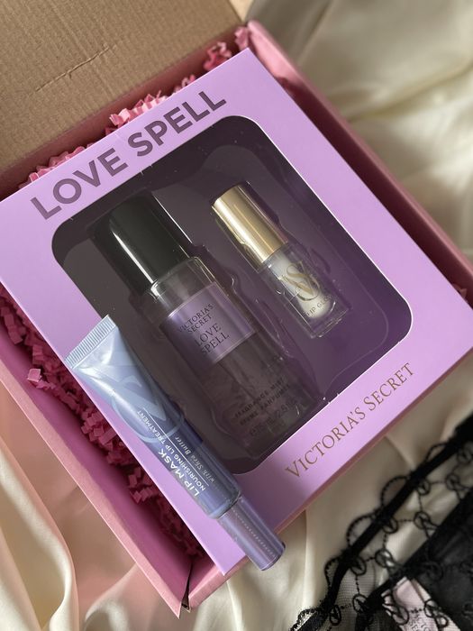 Подаръчен комплект за Свети Валентин,8-ми март