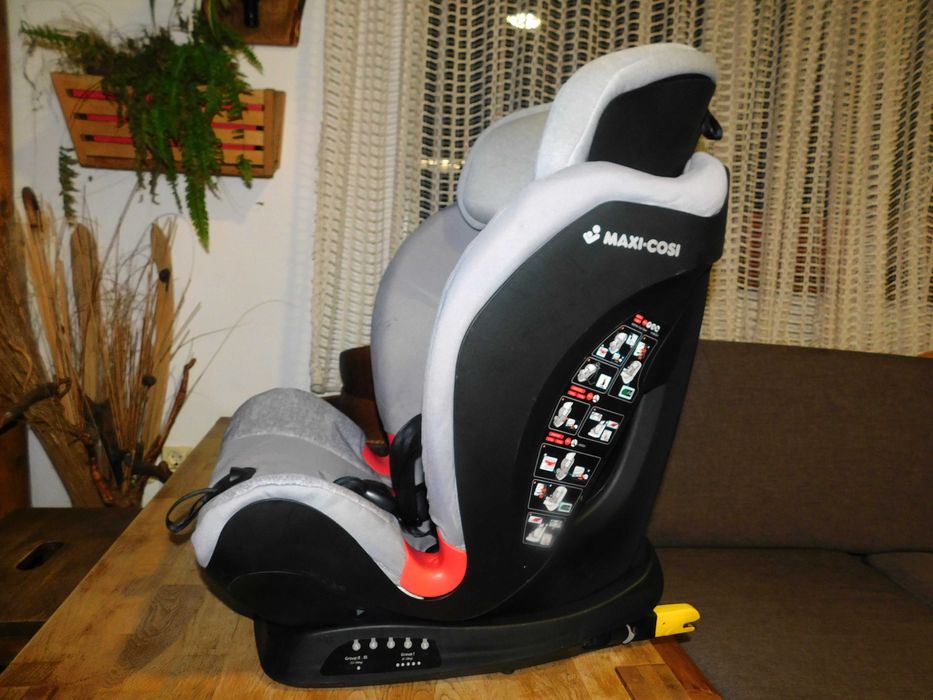 Scaun auto Maxi Cosi Titan * grupa 9-36 kg * ISOFIX
