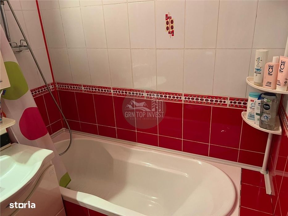 Apartament decomandat 3 camere etaj intermediar Vasile Aaron