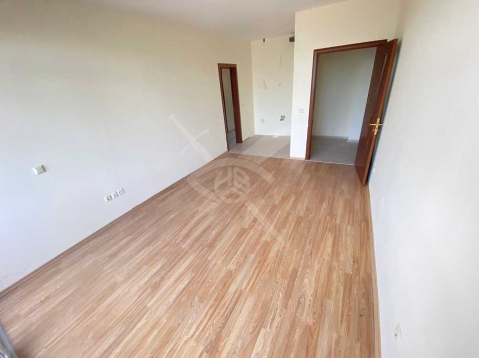 Продава се Тристаен апартамент в Поморие - 76 кв.м за 1000 €/кв.м - Снимка #1