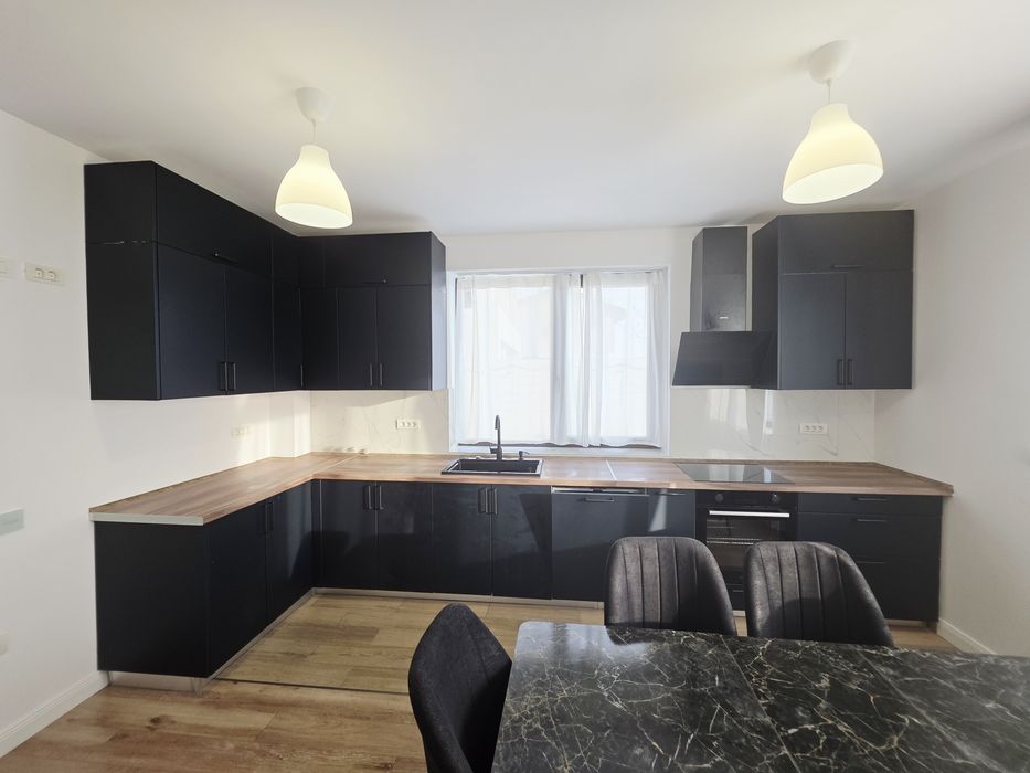 Casa 5 Cam, Pompa Caldura,TVA inclus, Panouri 10kw, Smart, Decomandata