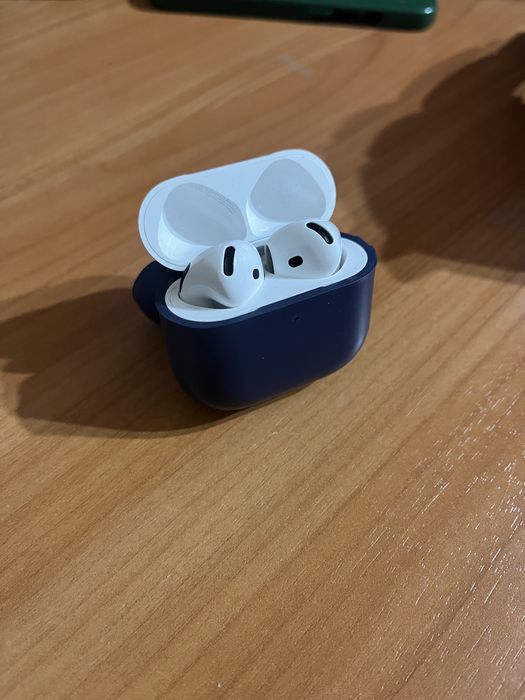 airpods 4 active noise cancellation