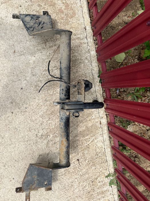 Carlig remorcare volvo v40 sau s40