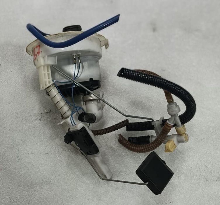 Топливный насос БМВ BMW E87.