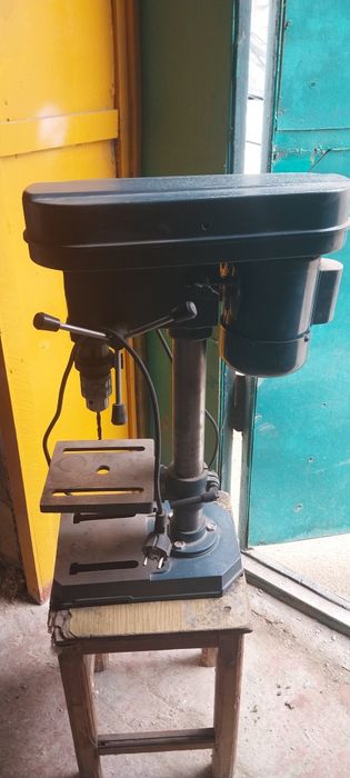 Сверлильный станок, маленький