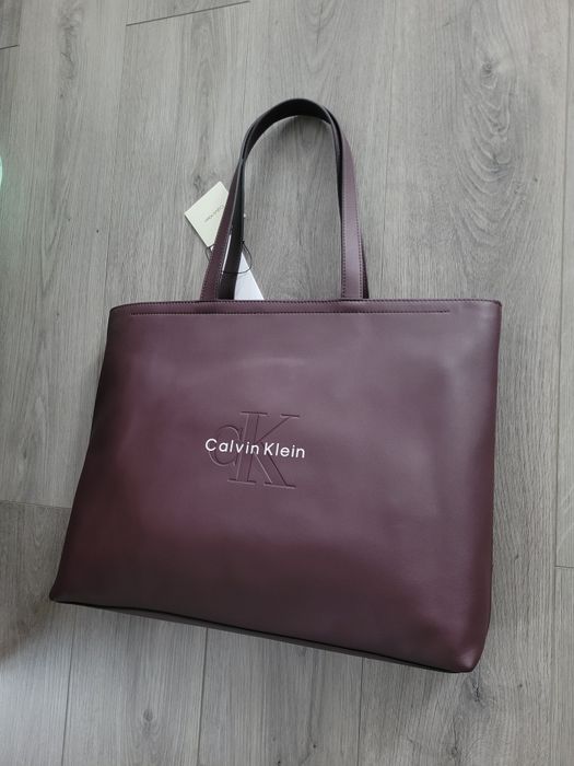 Geanta calvin klein nouă