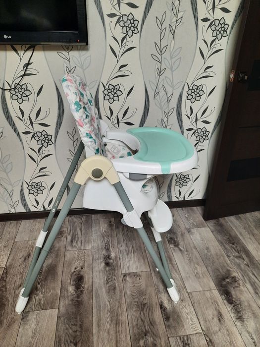 Детский стульчик для кормление