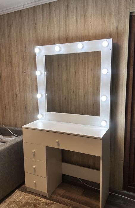 Тумбочка с подсветкой