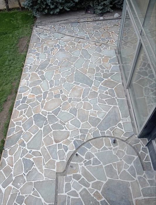 Vand si montez piatra