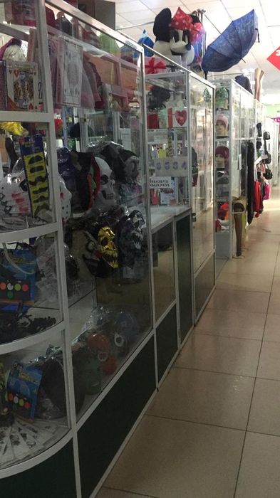 Продам витрину  на Юго-востоке