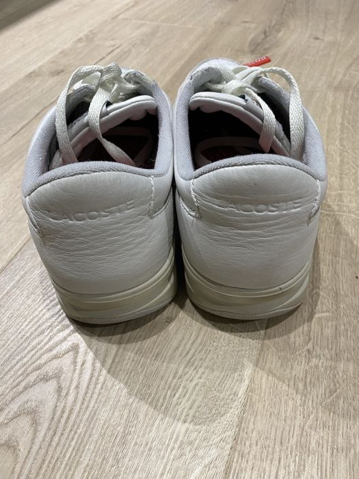 LACOSTE обувки