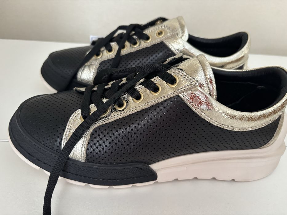 Кожанные кросовки