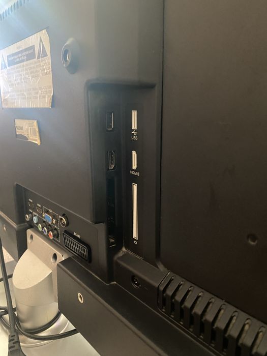 Телевизор Roison. 32 диагональ