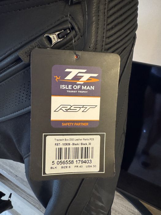 Кожен мото панталон RST Tractech evo d3o