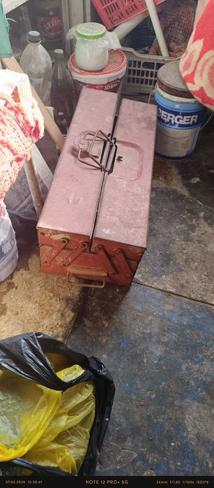 ящик железный для инструментов