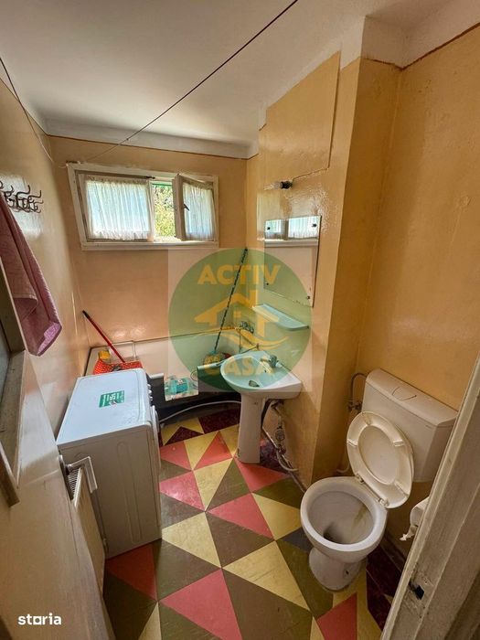 Apartament 2 camere, zona Smirodava, etaj intermediar