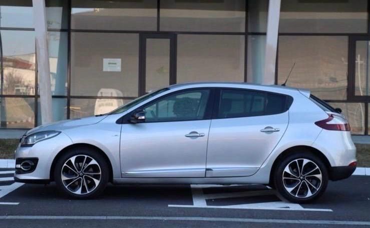 Renault Megane ||| facelift hatchback bose rlink camera navi
