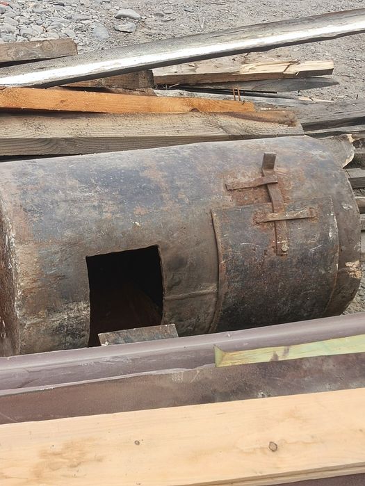 Продам металлическую печь