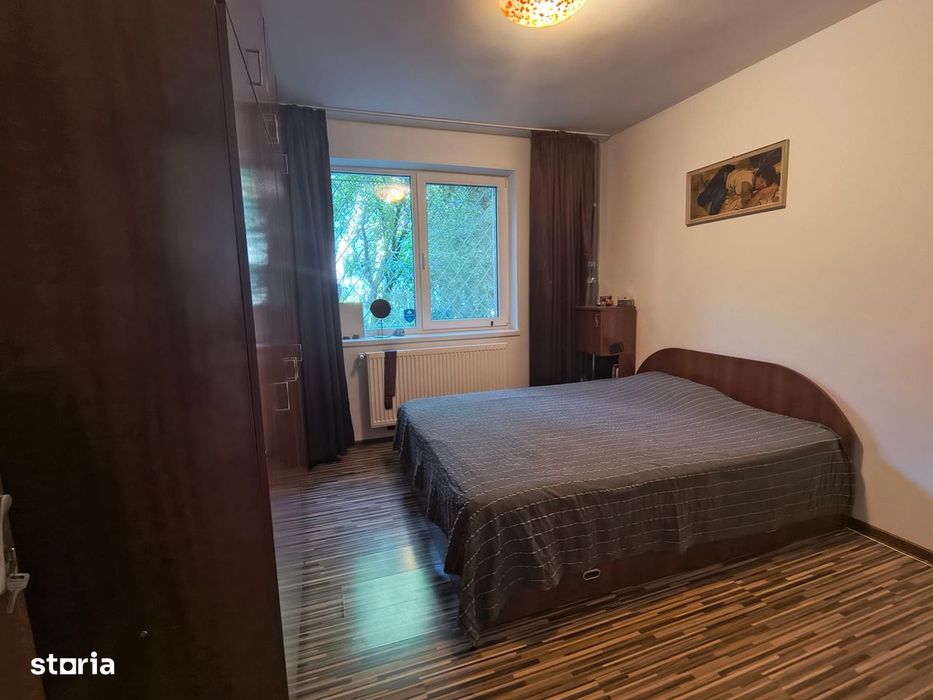 City Mall 4 Camere Semi,90 Mp Pret 155000 Euro