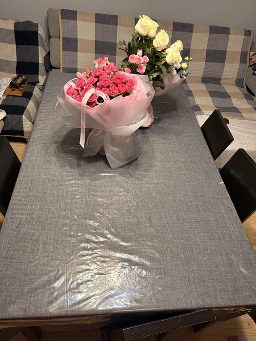 Стол со стульями