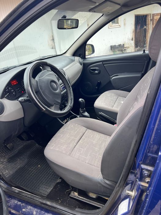 Vând Dacia Sandero 2010 in stare foarte bună de funcționare