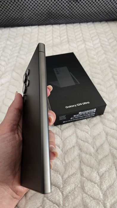 Samsung galaxy S24 ultra.