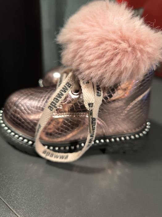 Маркови обувки за момиче 19-21 номер - Geox, Converse, Kickers, Apawwa