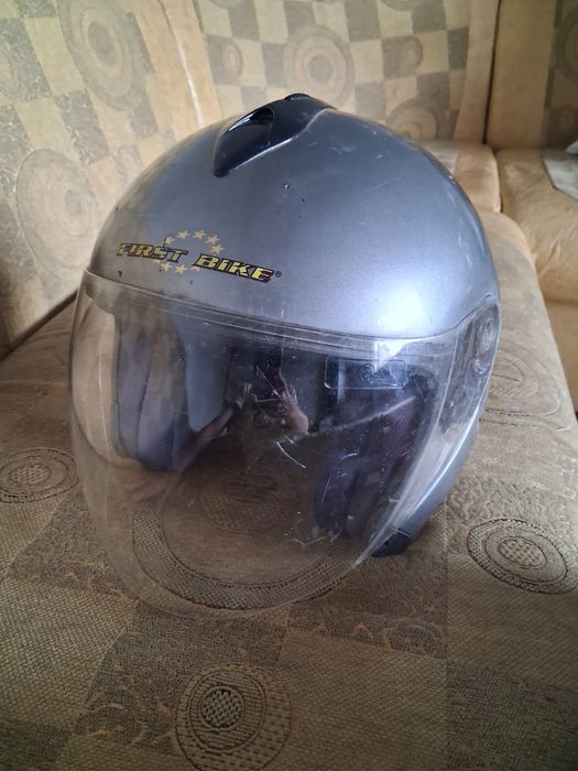 Cască First Bike