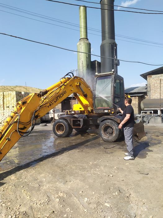 HYUNDAI 1400W ..