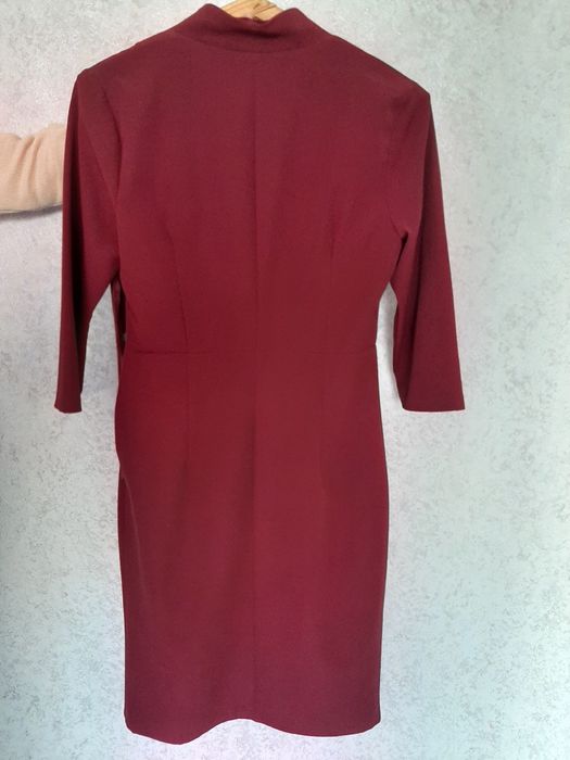 Продам элегантное платье