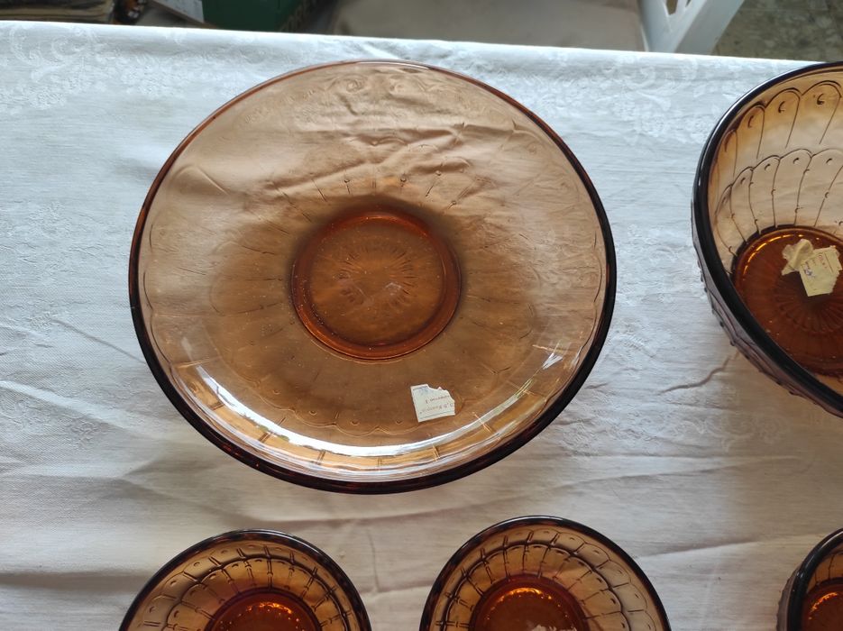 Стъклен сервиз за плодове и десерти