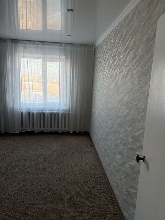 Продам квартиру 4-х комн.