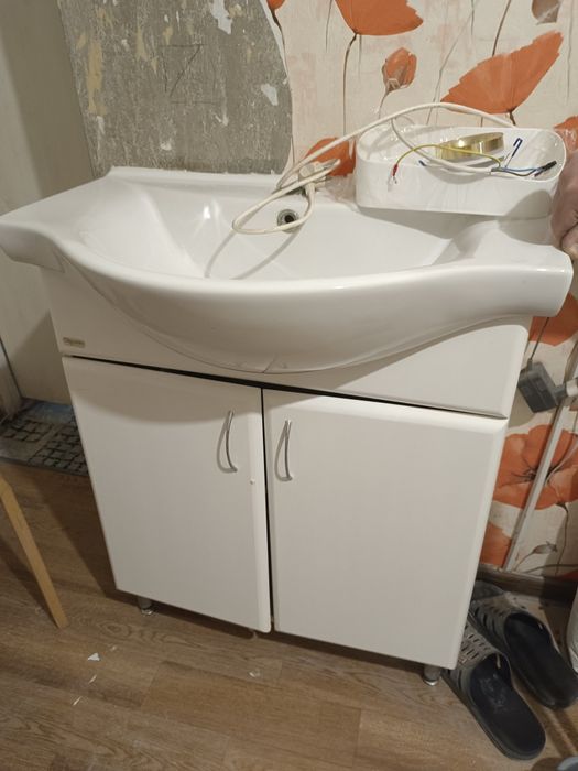Тумба с раковиной