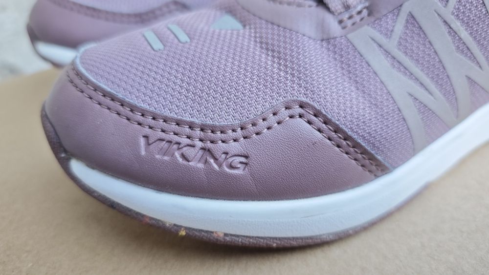 Детски пролетно-есенни обувки Viking, N31