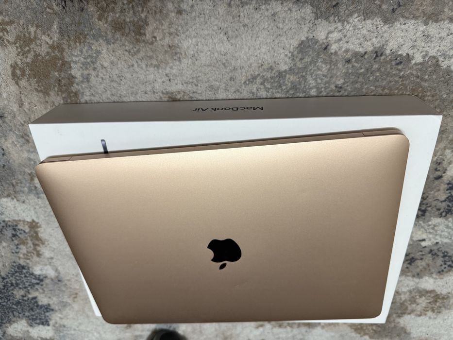Срочно ! Macbook air m1 Gold 2025