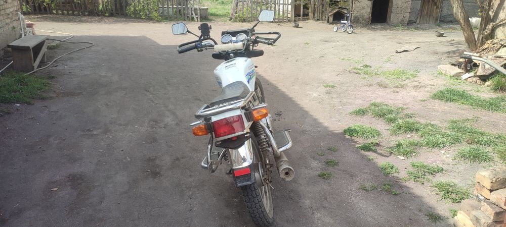 Продам или обменяю мотоцикл DAYUN DY200