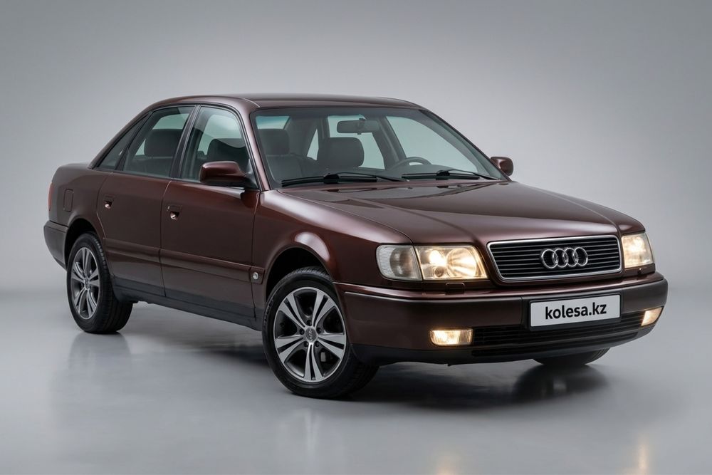 AUDI 100 C4 авто