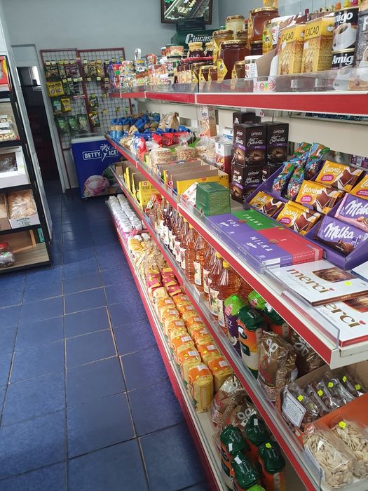 Închiriez spațiu comercial