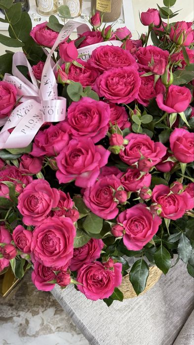 Шикарные цветы продаются