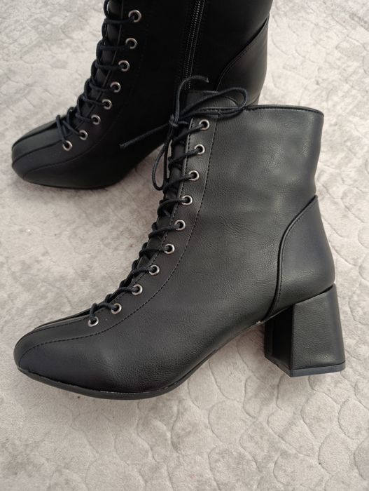 Дамски боти 38 номер