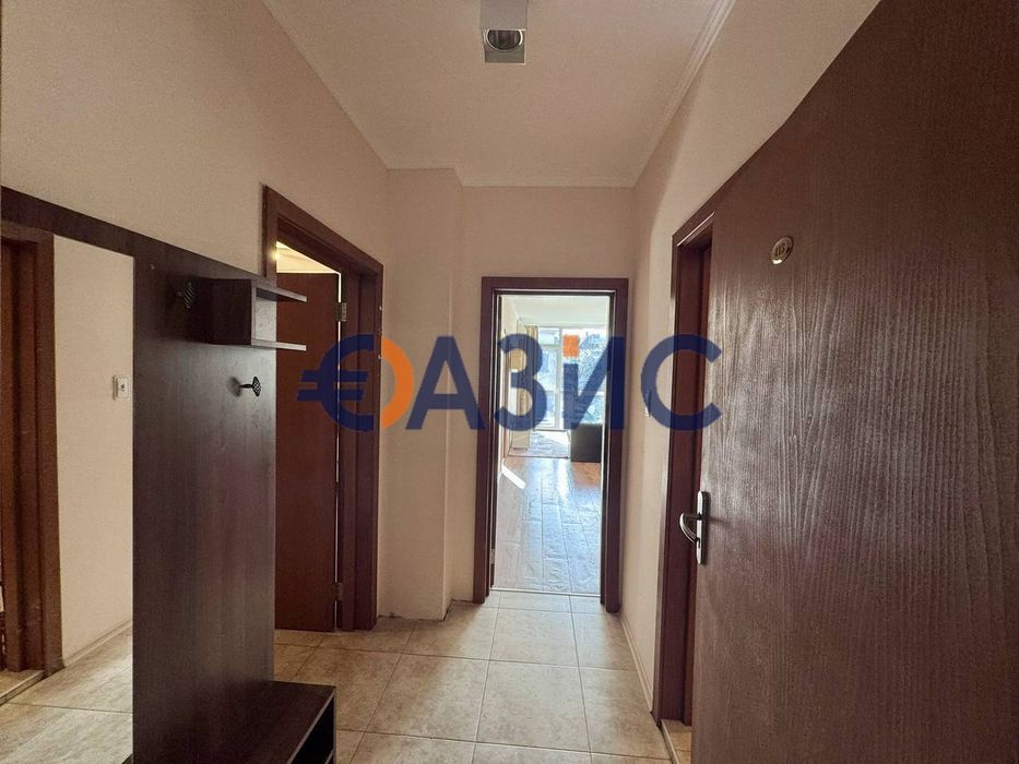 Продава се Тристаен апартамент в Несебър - 83 кв.м за 860 €/кв.м - Снимка #8