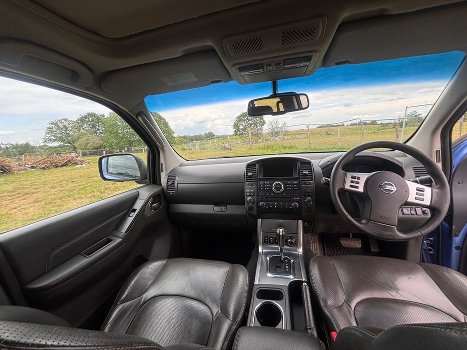 Nissan navara V6 3.0
