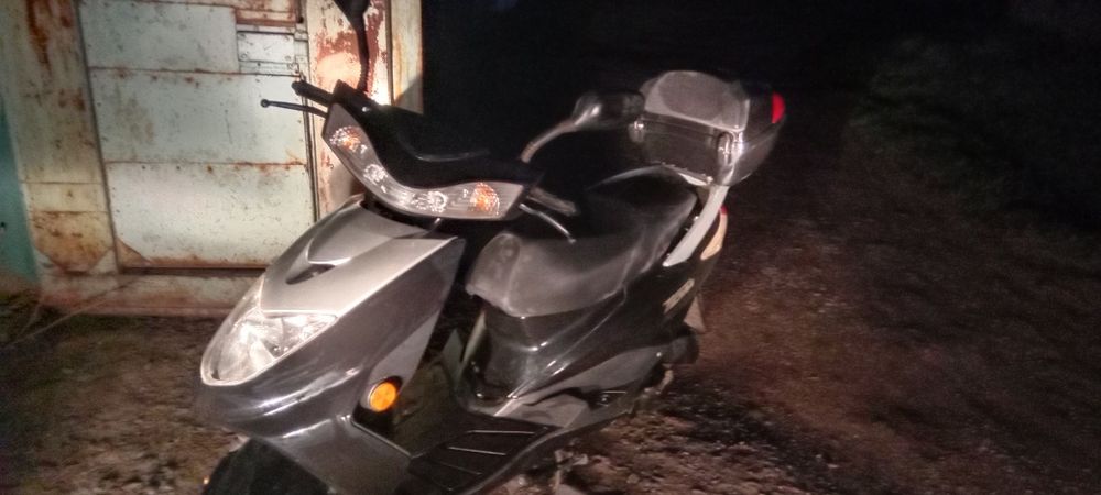 Скутер TDM бензиновый